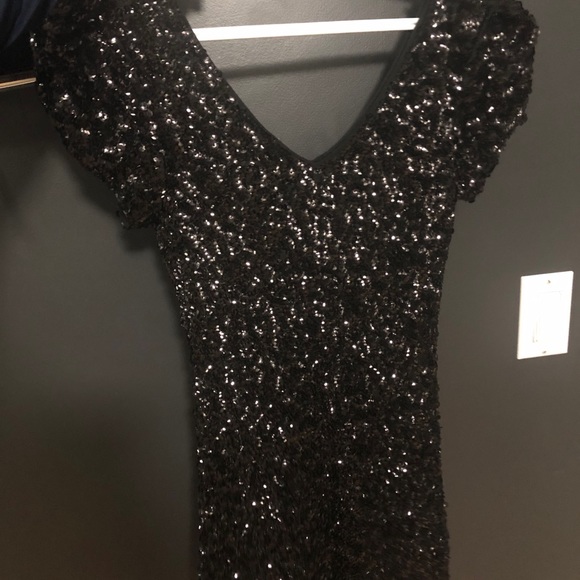 Beaded black dress - Picture 3 of 4